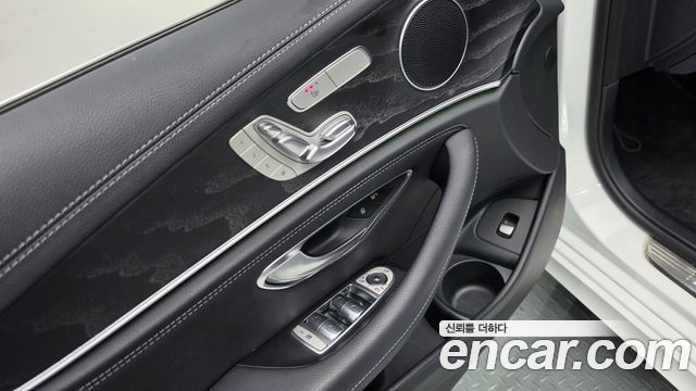 Mercedes-Benz E-Class 2021 — photo 14