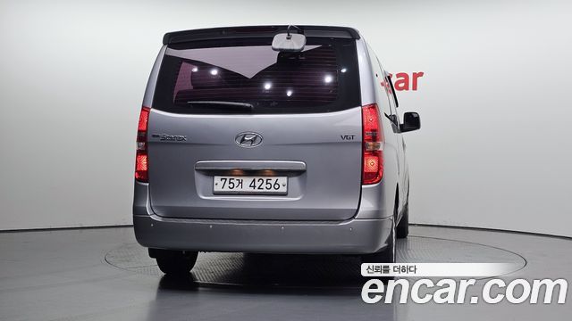 Hyundai Starex 2015 — photo 4