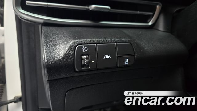 Hyundai AVANTE 2021 — photo 20