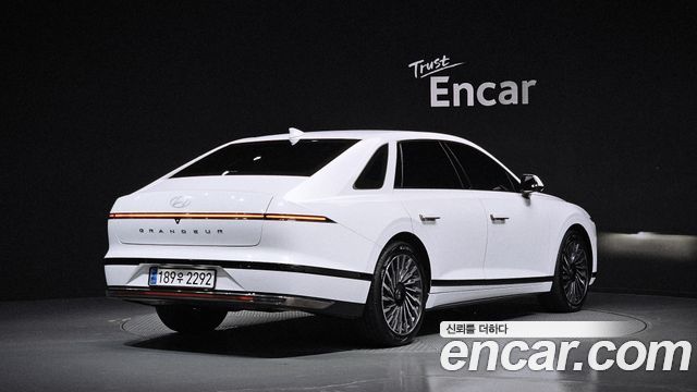 Hyundai Grandeur 2023 — photo 2