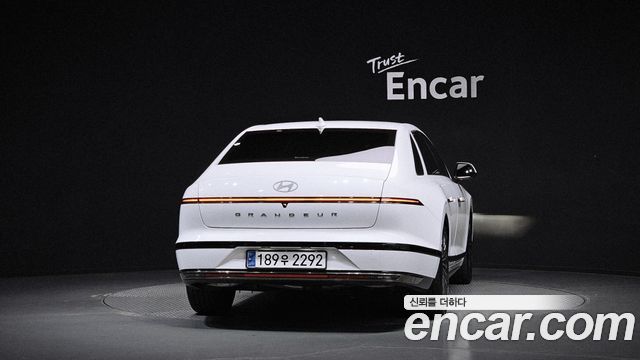 Hyundai Grandeur 2023 — photo 4
