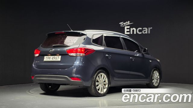 Kia Carens 2015 — photo 2