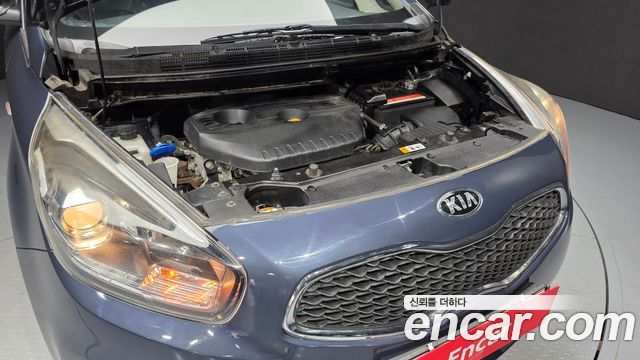 Kia Carens 2015 — photo 6