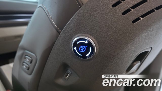 Kia Canival 2023 — photo 23