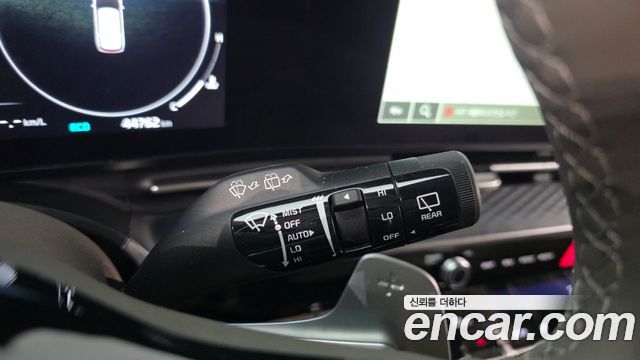 Kia Canival 2023 — photo 26