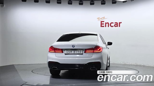 BMW 5-Series 2018 — photo 4