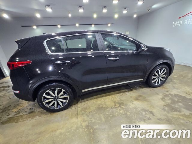 Kia Sportage 2016 — photo 16