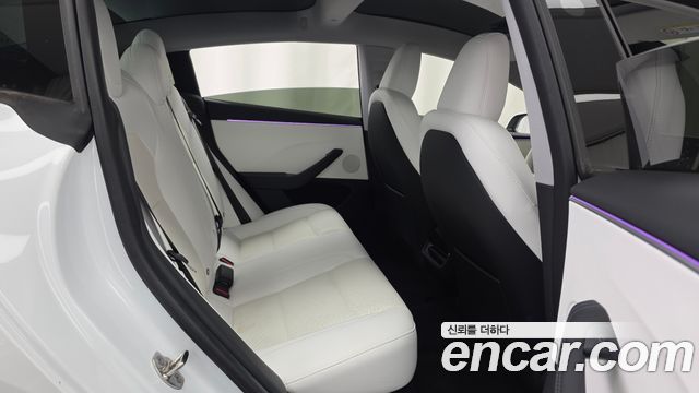 Tesla Model 3 2024 — photo 18