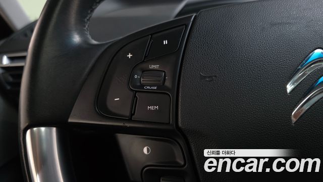 Citroën / DS C4 Picasso 2016 — photo 23
