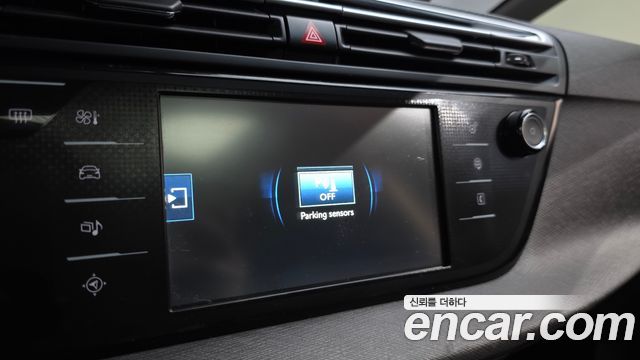 Citroën / DS C4 Picasso 2016 — photo 32