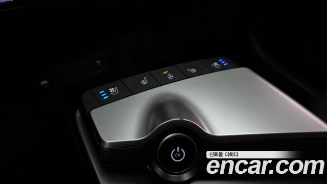 Kia EV6 2023 — photo 23
