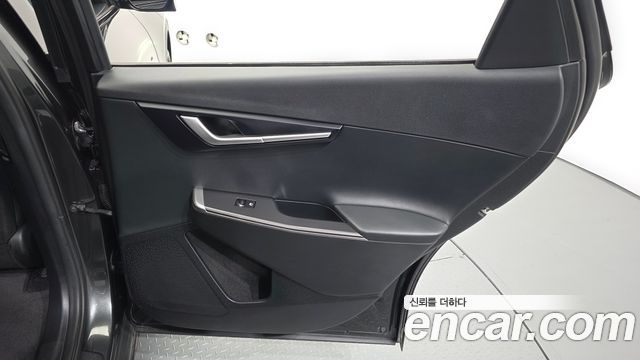 Kia EV6 2023 — photo 15