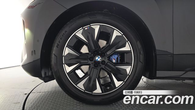 BMW iX 2026 — photo 5