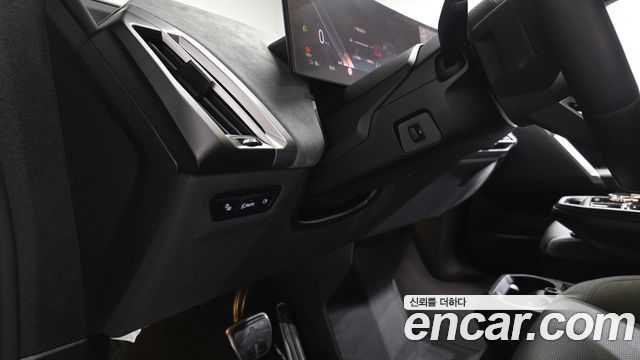 BMW iX 2026 — photo 28