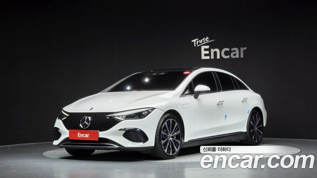 Mercedes-Benz EQE 2023 — photo 1