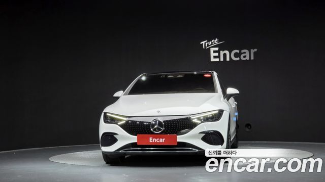 Mercedes-Benz EQE 2023 — photo 3