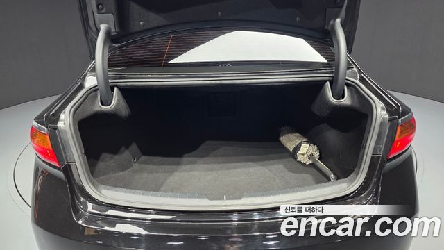 Kia K7 2016 — photo 25