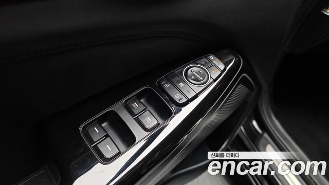 Kia K7 2016 — photo 28