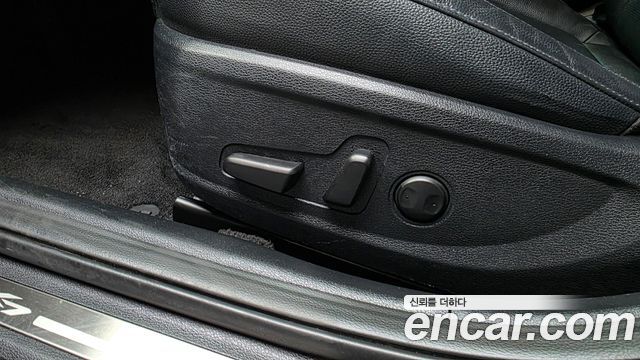 Kia K7 2016 — photo 33