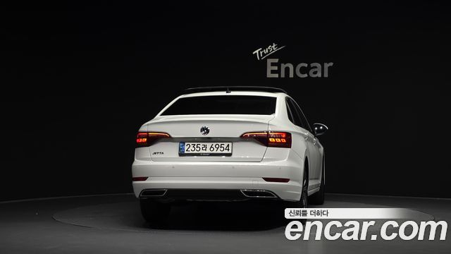 Volkswagen Jetta 2020 — photo 4