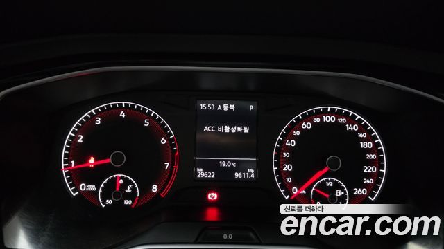 Volkswagen Jetta 2020 — photo 11