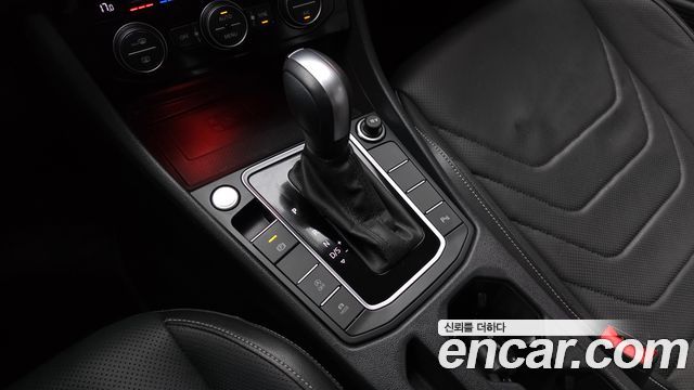 Volkswagen Jetta 2020 — photo 12