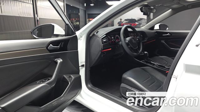 Volkswagen Jetta 2020 — photo 13