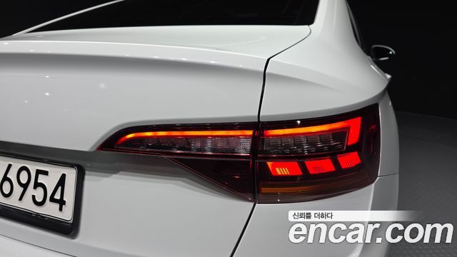 Volkswagen Jetta 2020 — photo 9