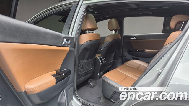 Kia Sportage 2021 — photo 29