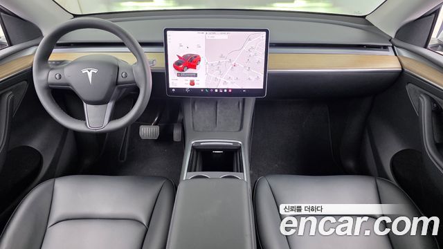 Tesla Model Y 2023 — photo 10