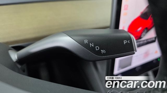 Tesla Model Y 2023 — photo 12