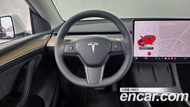 Tesla Model Y 2023 — photo 19