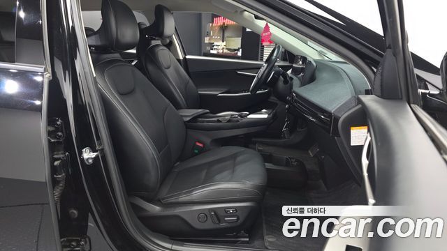 Kia EV6 2022 — photo 17