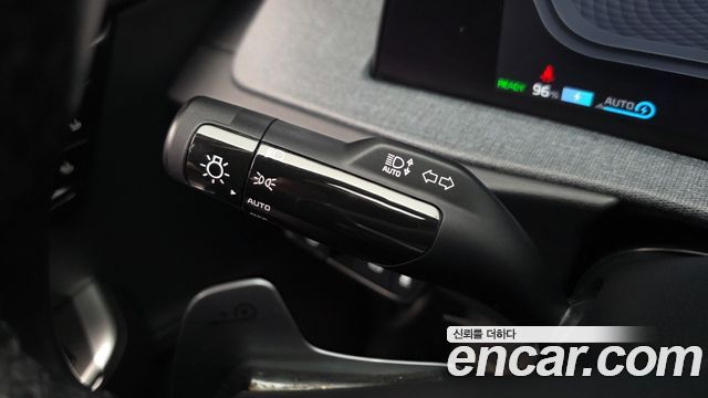 Kia EV6 2022 — photo 25