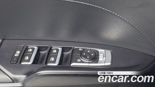 Kia K5 2022 — photo 17