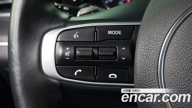 Kia K5 2022 — photo 20