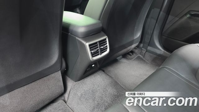 Kia K5 2022 — photo 28