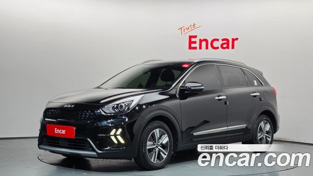 Kia Niro 2022 — photo 1