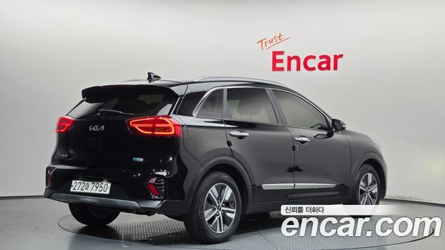 Kia Niro 2022 — photo 2
