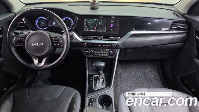 Kia Niro 2022 — photo 10