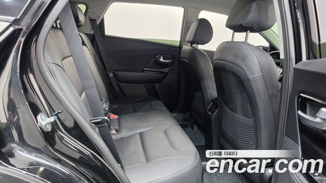Kia Niro 2022 — photo 25