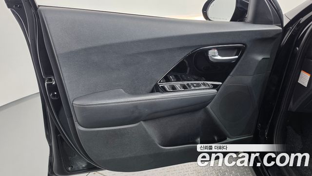 Kia Niro 2022 — photo 14