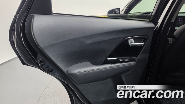 Kia Niro 2022 — photo 15