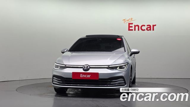 Volkswagen Golf 2024 — photo 3