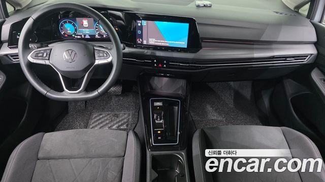 Volkswagen Golf 2024 — photo 10