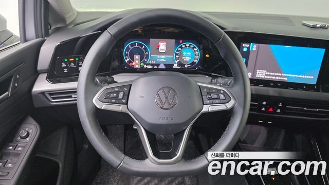 Volkswagen Golf 2024 — photo 18