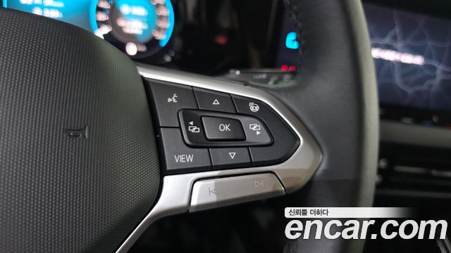 Volkswagen Golf 2024 — photo 32