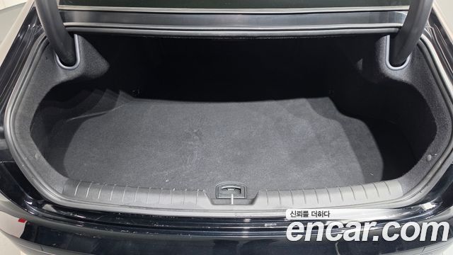 Hyundai Grandeur 2023 — photo 22