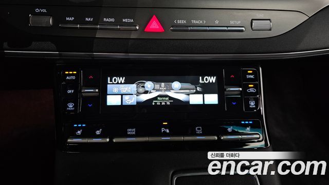 Hyundai Grandeur 2023 — photo 18