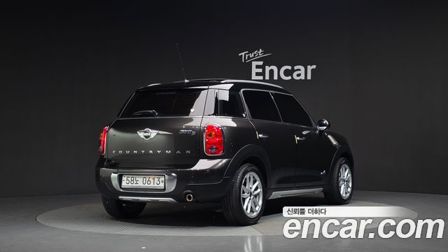Mini Countryman 2016 — photo 2